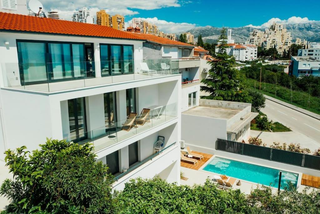 Apartments villa Ladini Split Exteriör bild
